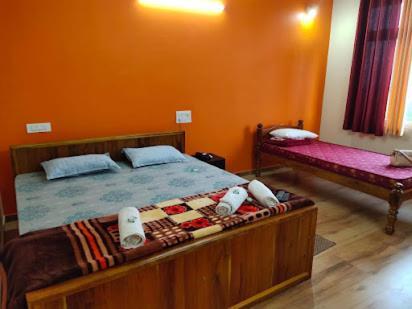 White Elephant Restaurant & Cottages Gokarna Гокарна Екстер'єр фото