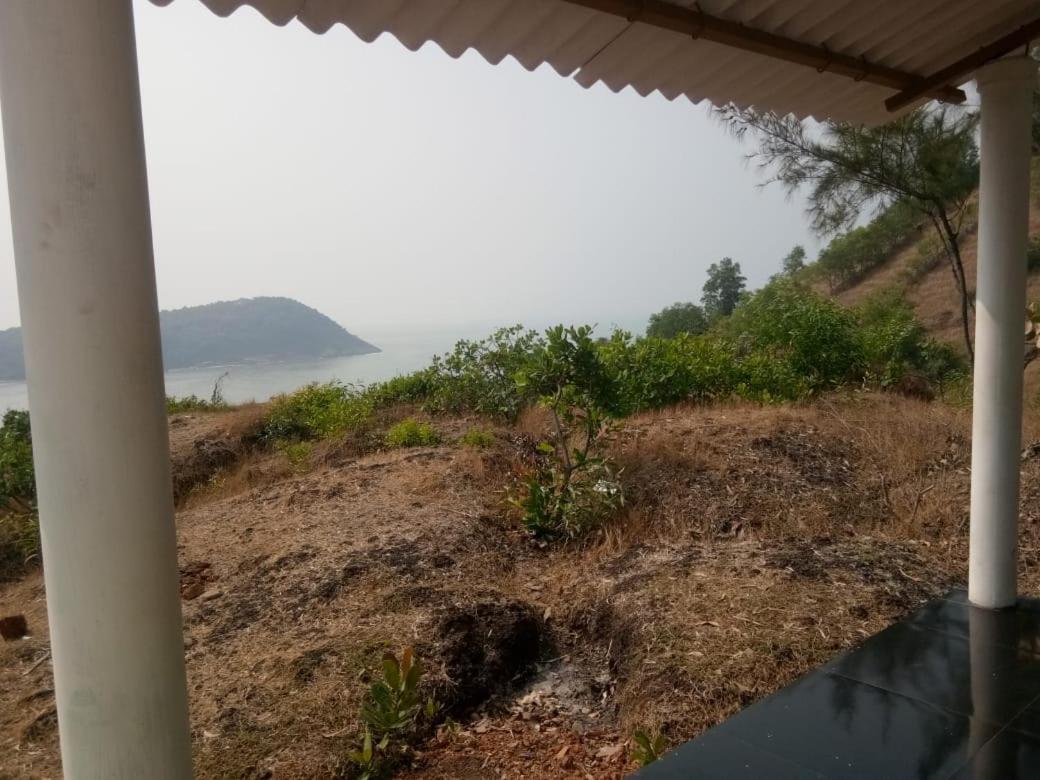 White Elephant Restaurant & Cottages Gokarna Гокарна Екстер'єр фото